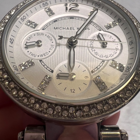 Michael Kors Mk5615 Ladies Silver Stainless Steel Watch with Crystals - Picture 11 of 16